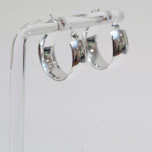 Sterling Silver 0.8" Hoop Earrings  Snap Closure